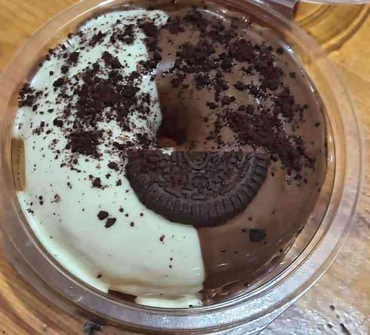 دونات وايت * براون شوكليت