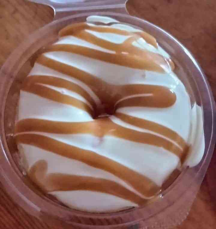 دونات وايت شوكليت.