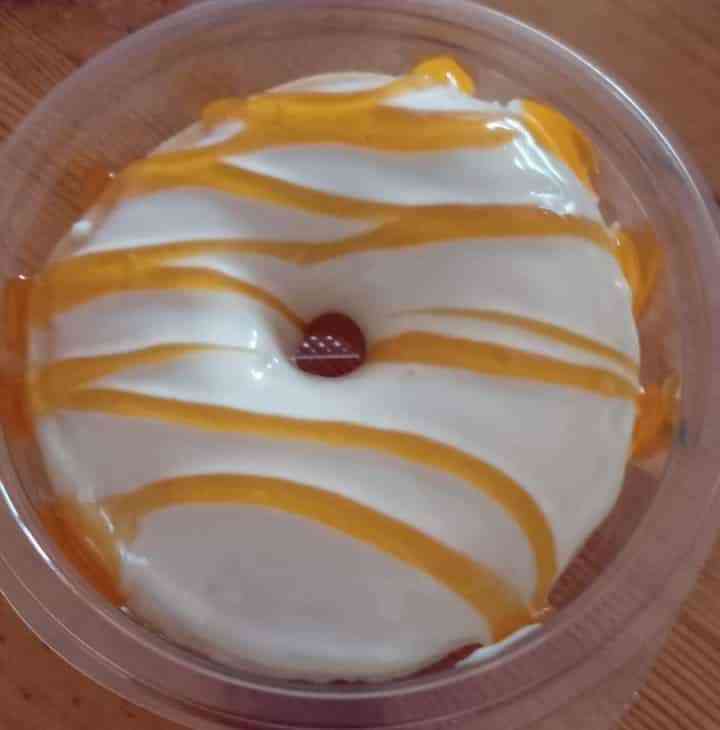 دونات وايت  شوكليت